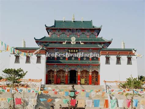 ¡Sumérgete en la historia y belleza del Templo de la Gran Paz en Songyuan!